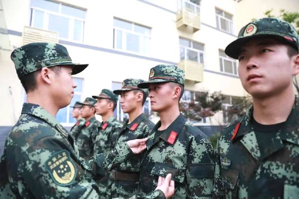 揭秘2021武警新式迷彩服，科技與傳統(tǒng)的完美結(jié)合，揭秘，2021武警新式迷彩服——科技與傳統(tǒng)完美融合