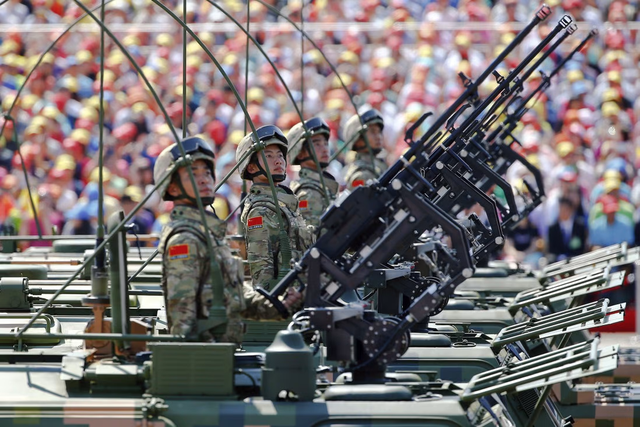 解放軍武器裝備，展現國家力量與戰(zhàn)略實力，解放軍武器裝備展示國家力量與戰(zhàn)略雄心