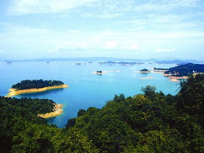 河源萬綠湖風景區(qū)旅游攻略，河源萬綠湖風景區(qū)全面旅游攻略指南