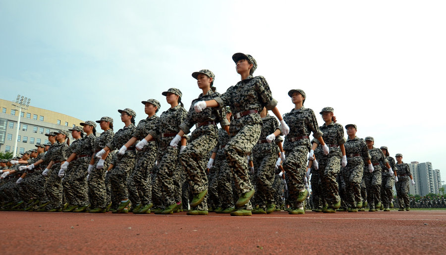 軍訓(xùn)圖片，展現(xiàn)青春風(fēng)采與錘煉意志的珍貴瞬間，軍訓(xùn)圖片，青春風(fēng)采與意志錘煉的珍貴瞬間展示